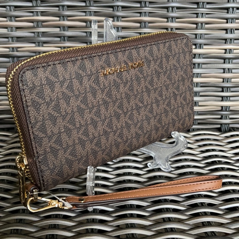 Michael Kors Jet Set Travel Lg Flat Multifunctional Phone Case-Wristlet-Wallet - Picture 14 of 16